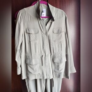 Tops and pants set *SOLD*